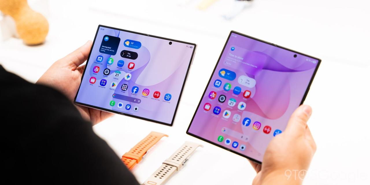 三星这次同时带来Galaxy Z Fold 8和Galaxy Z Fold 8 