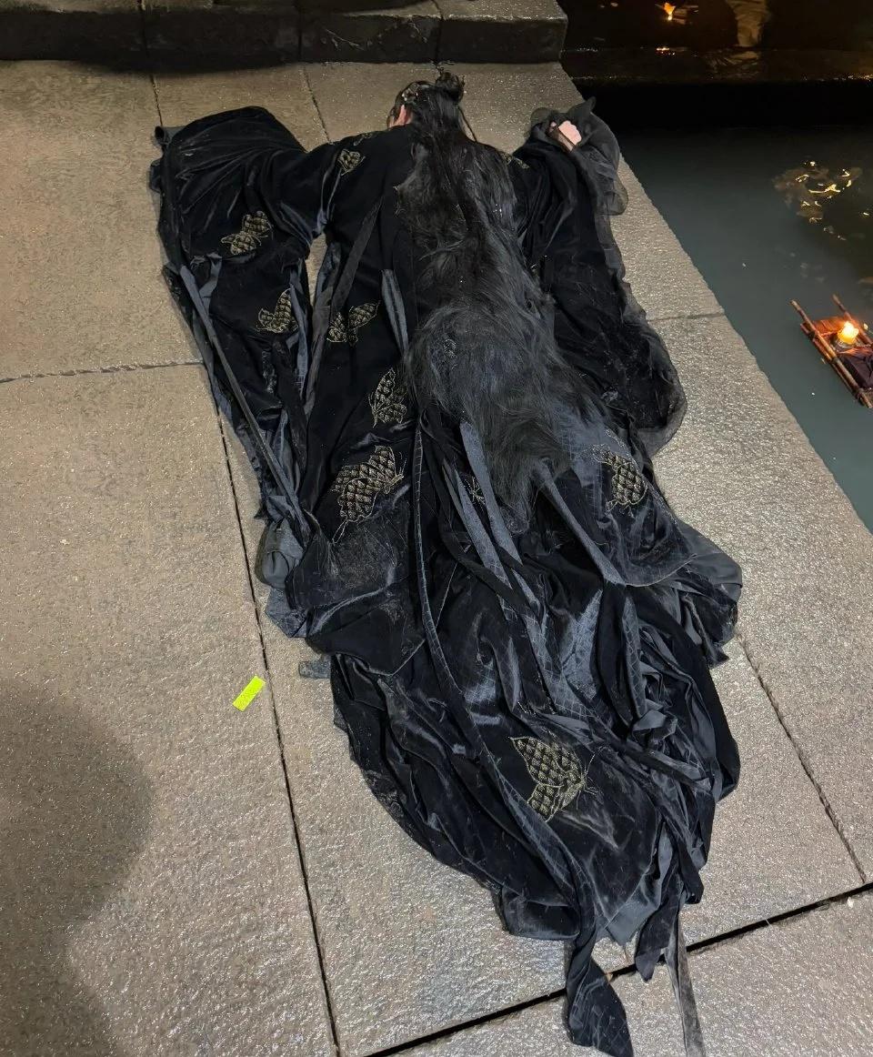 好长一条塑料袋（不是