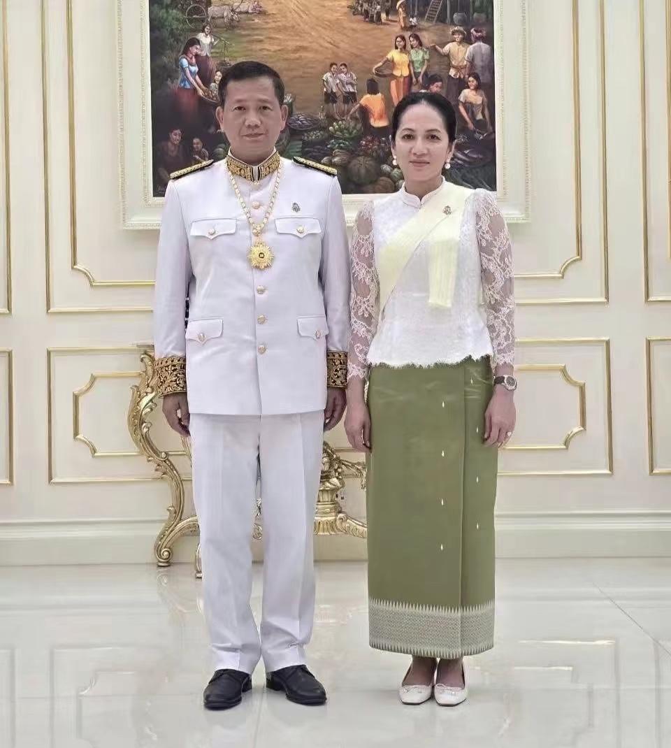 当年要是洪森把两家户口本合成一本，让洪玛奈直接把佩通坦娶回家，今天泰柬边境大概只