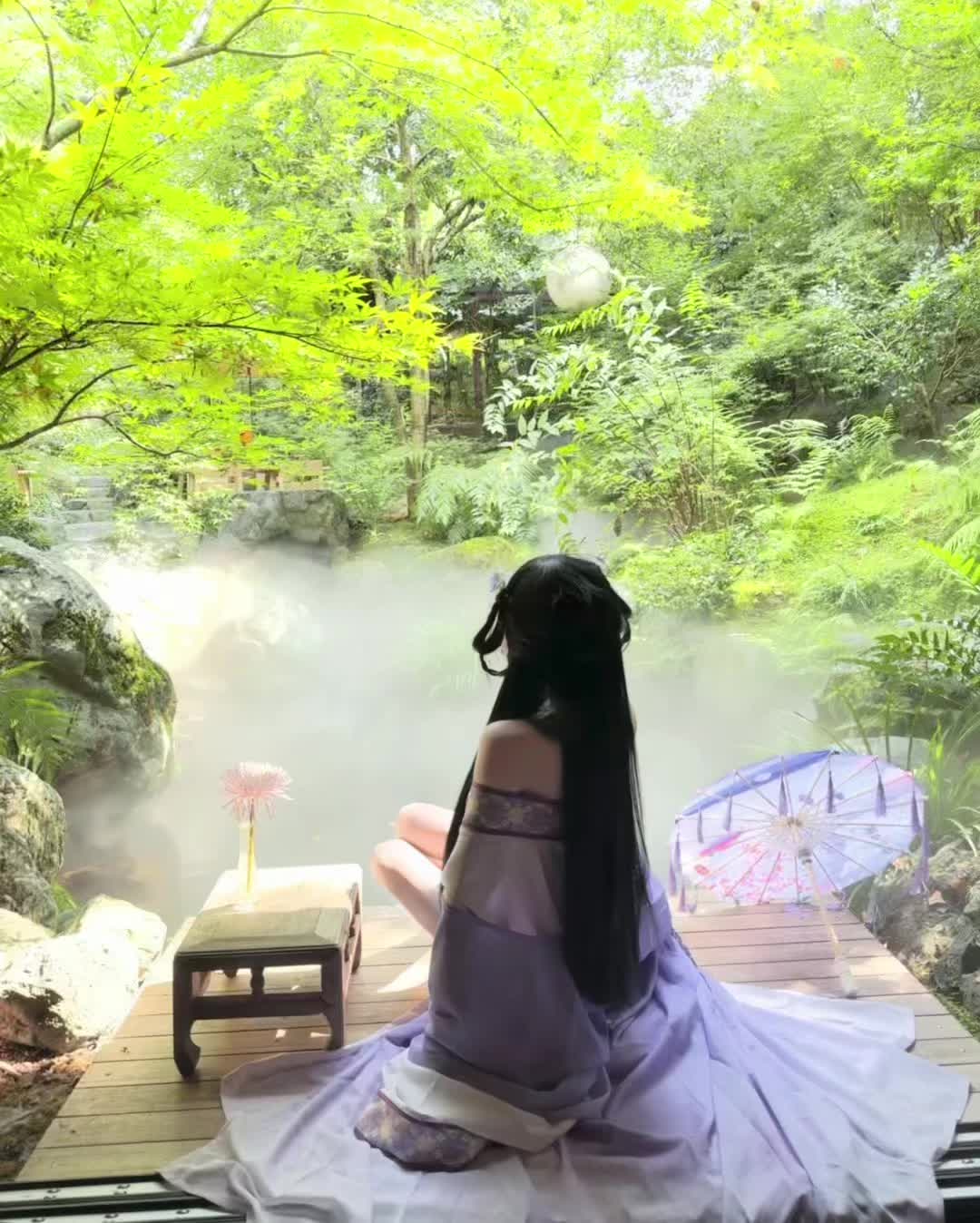 谁执笔为你绘丹青