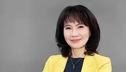 陈凤馨可以接任尹乃菁的职位，也就是说只有陈凤馨坐上国民党文传会主委这个位置，才是
