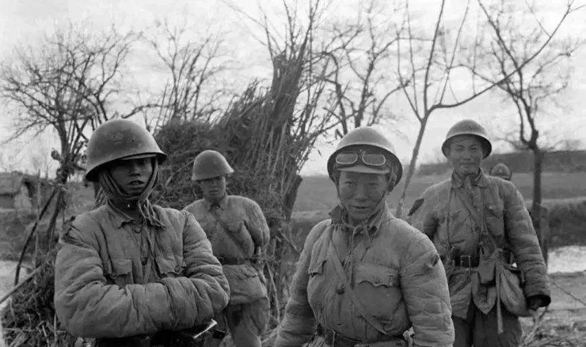 1946年5月，在临江县辽东军区司令部会议上，韩先楚提高嗓门嚷嚷，“狠狠打，就4