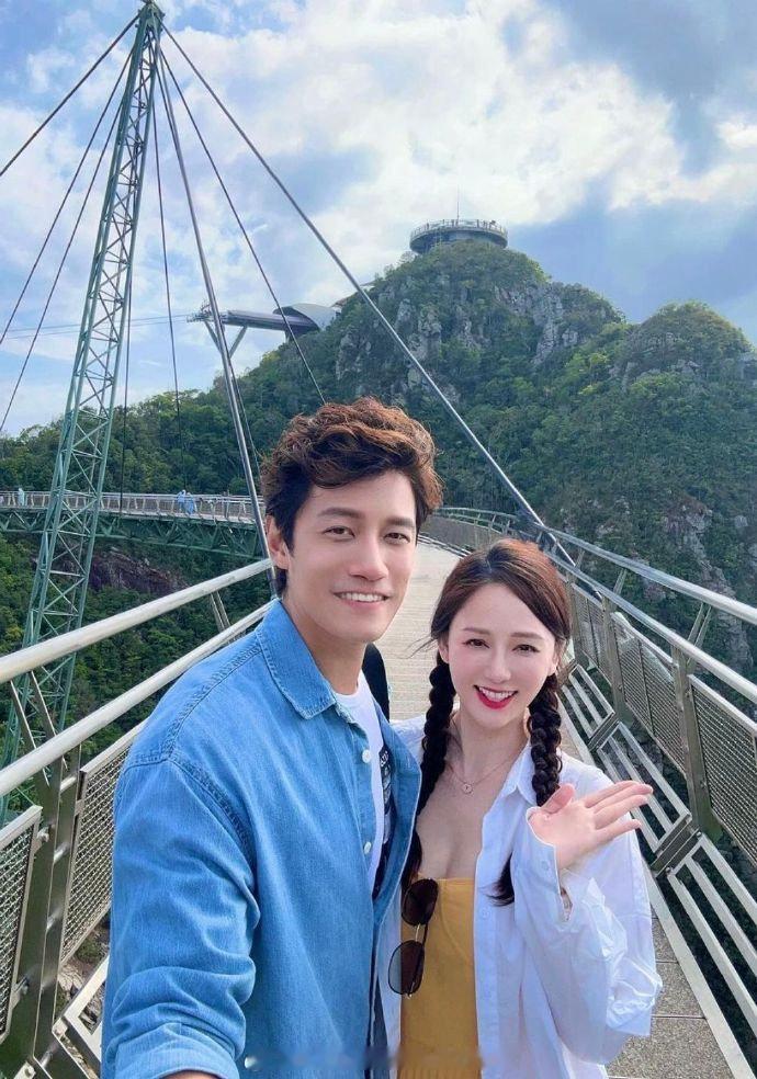 #陈乔恩Alan婚礼# 据台媒，与艾伦在登记结婚后暂未举办婚礼，报道称他们将在马