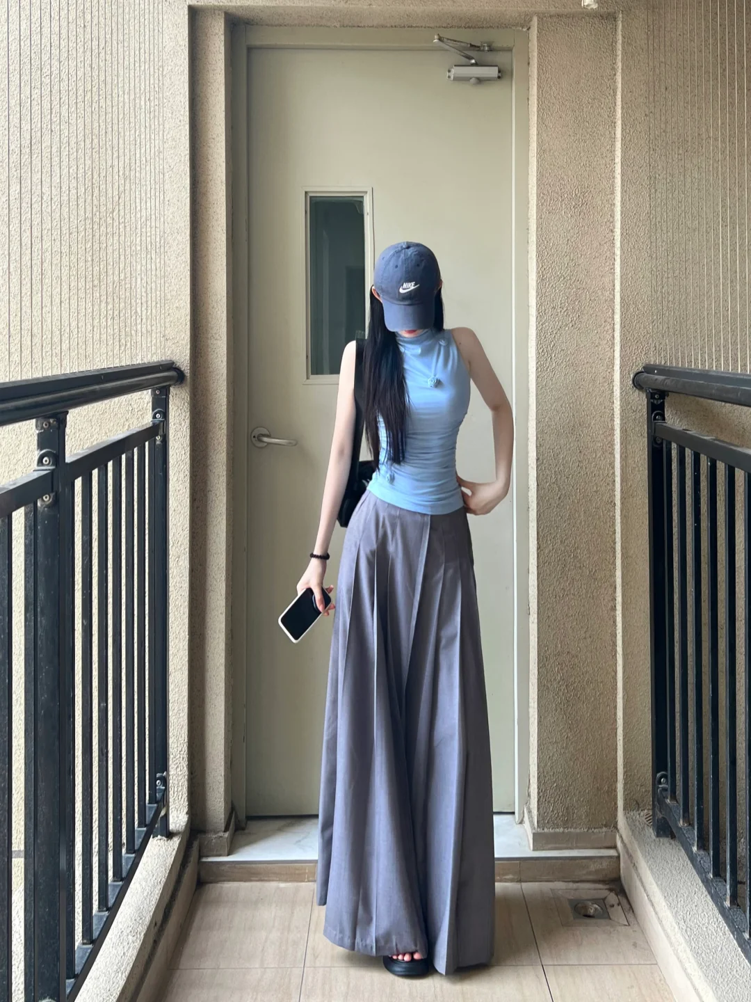 休闲组！今天是上蓝下灰！