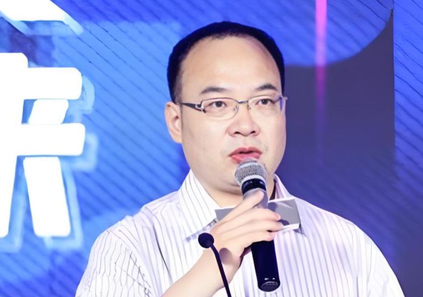 甘肃电信总经理杨岭才被免职！ 也没见他被任命新职务！
最近，听到了一个惊人的消息