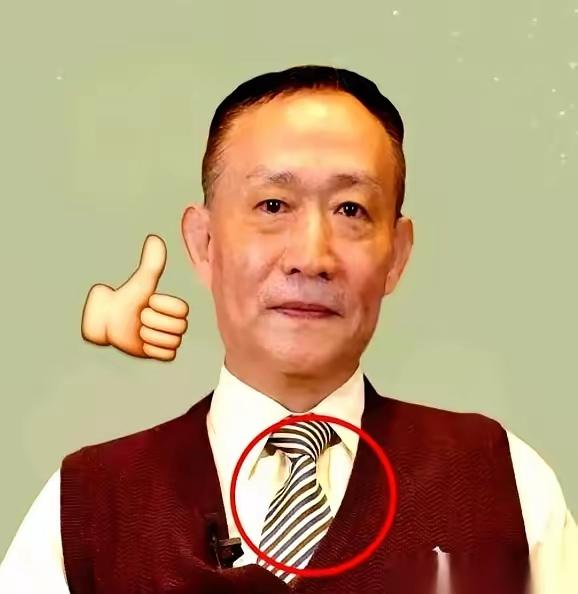 真正的暗战，其实早就在定规矩的地方打响了！以前他们偷技术图纸，现在换了招——派"