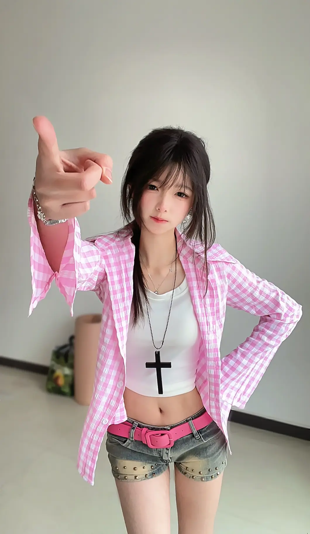 假装生气中……