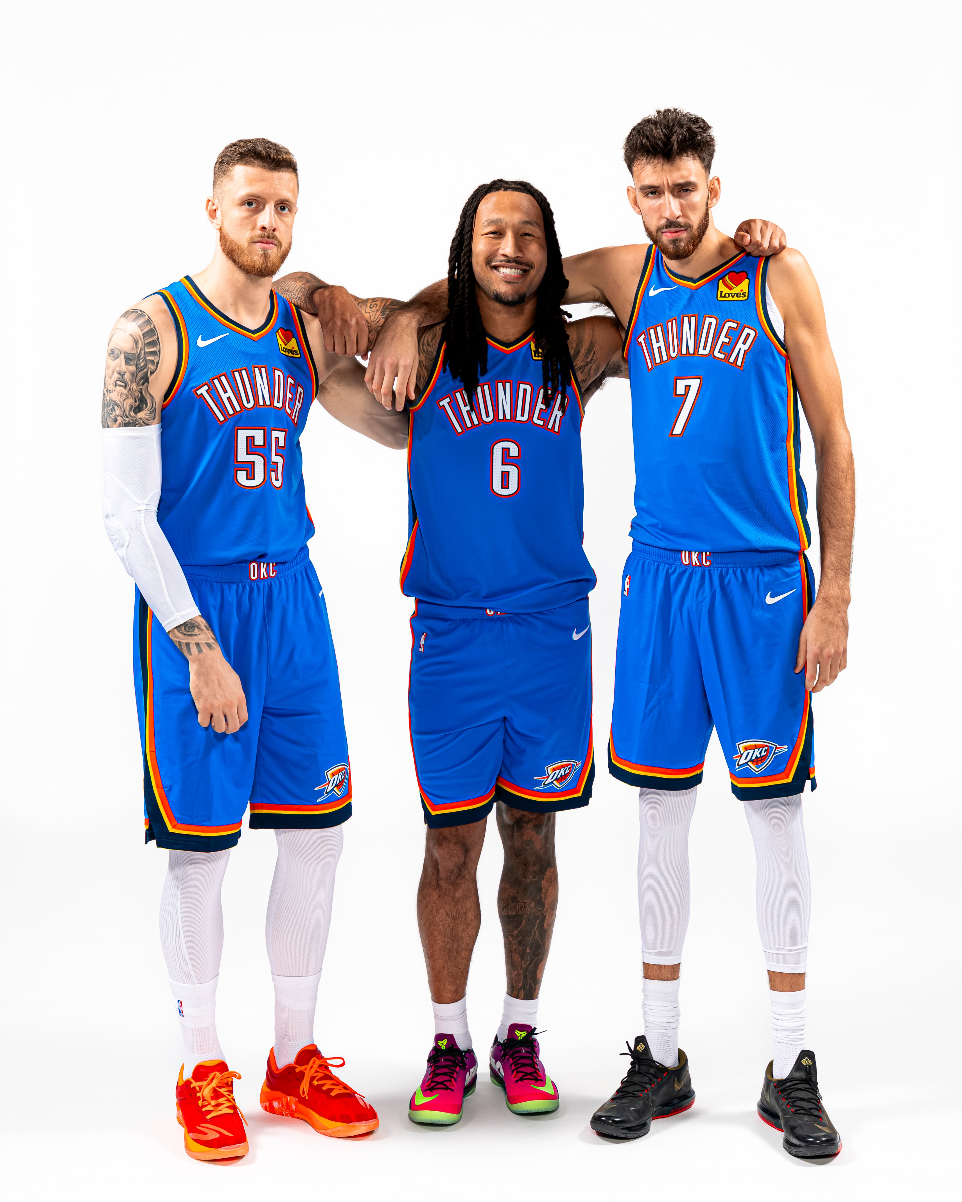 揭幕战预告🏀明日9:30客场对阵马刺💪雷霆[超话]ThunderUp ​​​