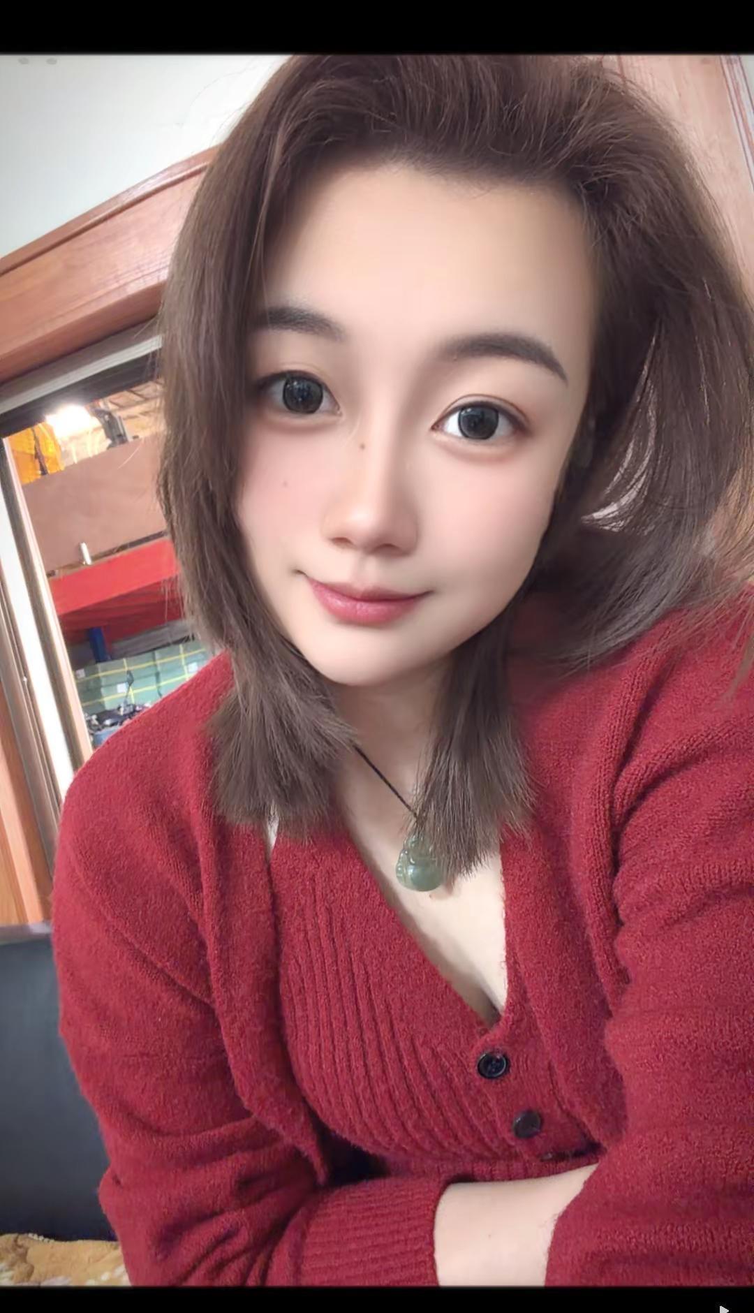 尔看1万栋楼  10万个家  百万个债  千万滴眼泪划过几亿张脸  为了什么？为