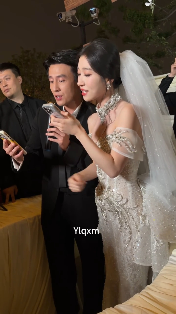 剧宣还是你们短国更会啊剧宣还是短国更会啊 短国剧宣这波操作我服了，直接把婚礼搬进