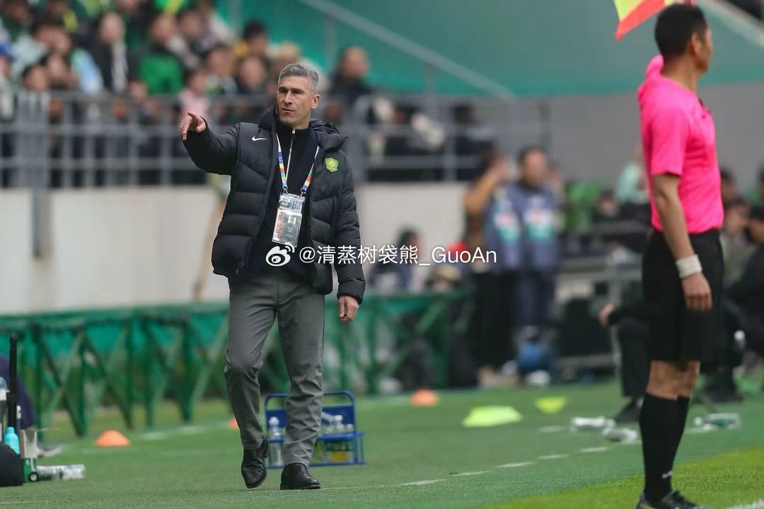 蒙哥马利更新社媒：第一个主场便在我们漂亮的体育场打破观众人数纪录，非常感谢北京国