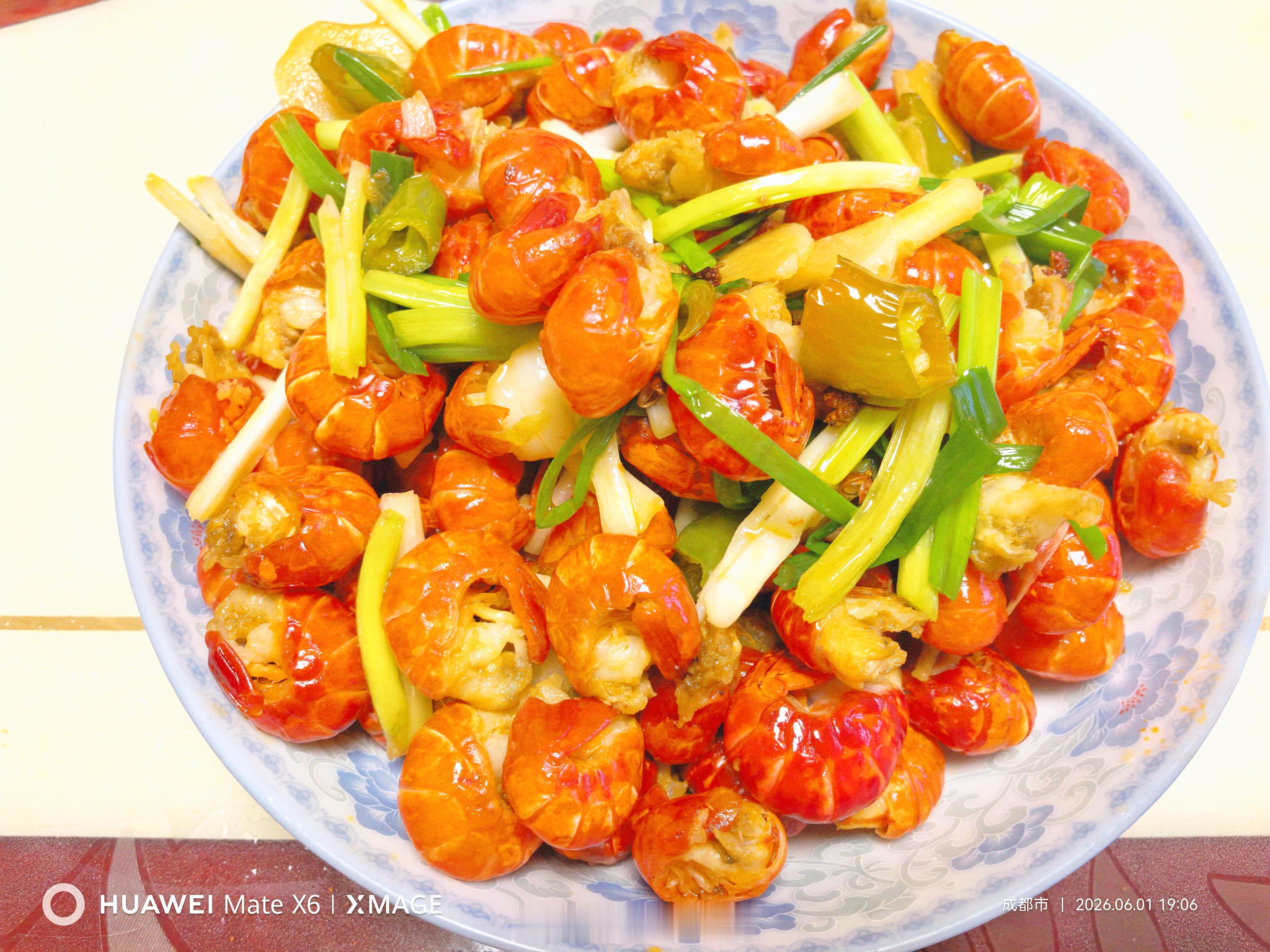今天吃小龙虾🦞 