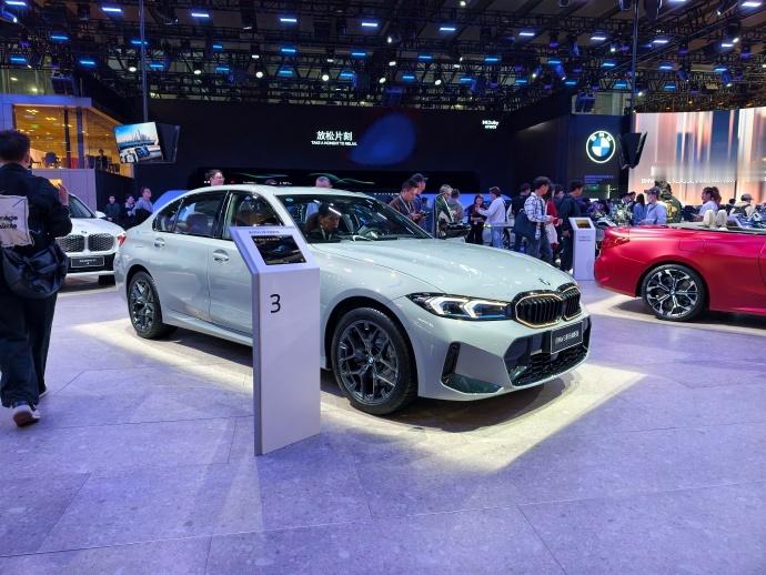 宝马M2：在电动时代“固执”得可爱！480马力全数灌入后轮，AMG A45 S和