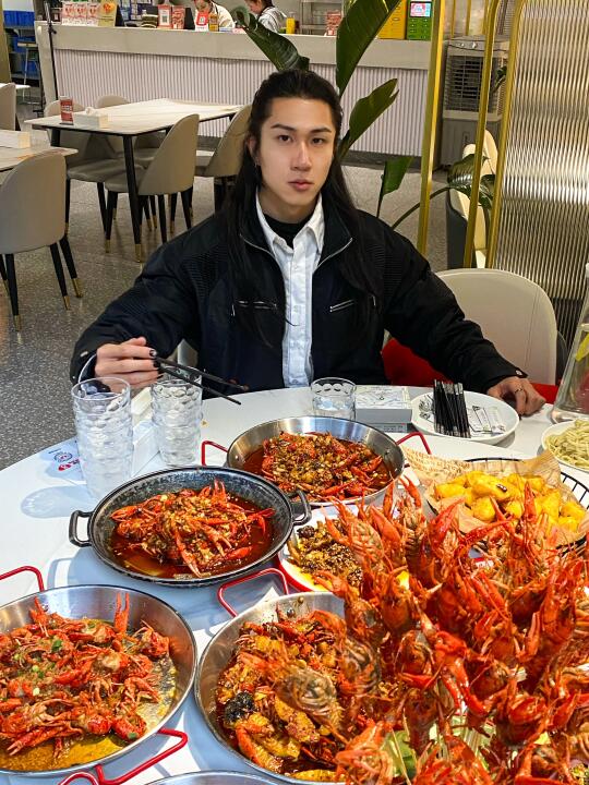 昆明！我愿意每周都来吃的湖南小龙虾店！