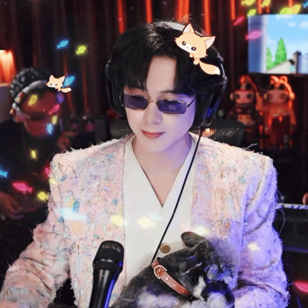 今晚就能见到我心心念念的人啦，好期待！