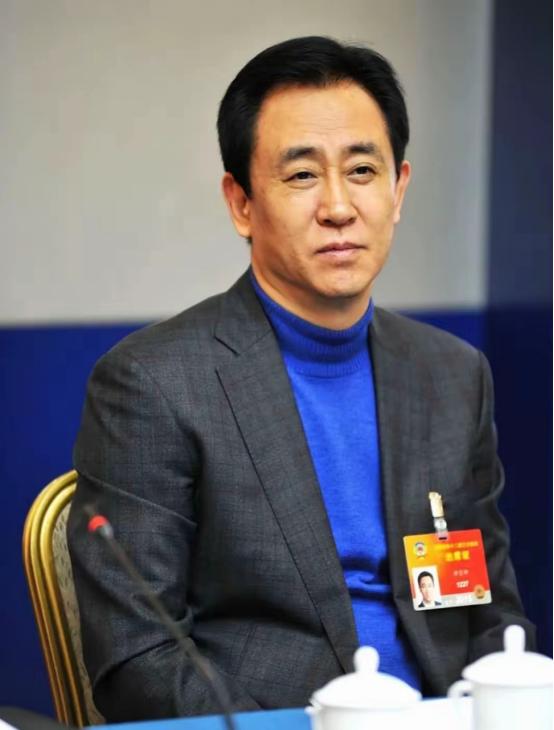 很多人好奇，恒大集团欠下的巨额债务，最后是谁来兜底买单？答案就是：没人全额兜底，