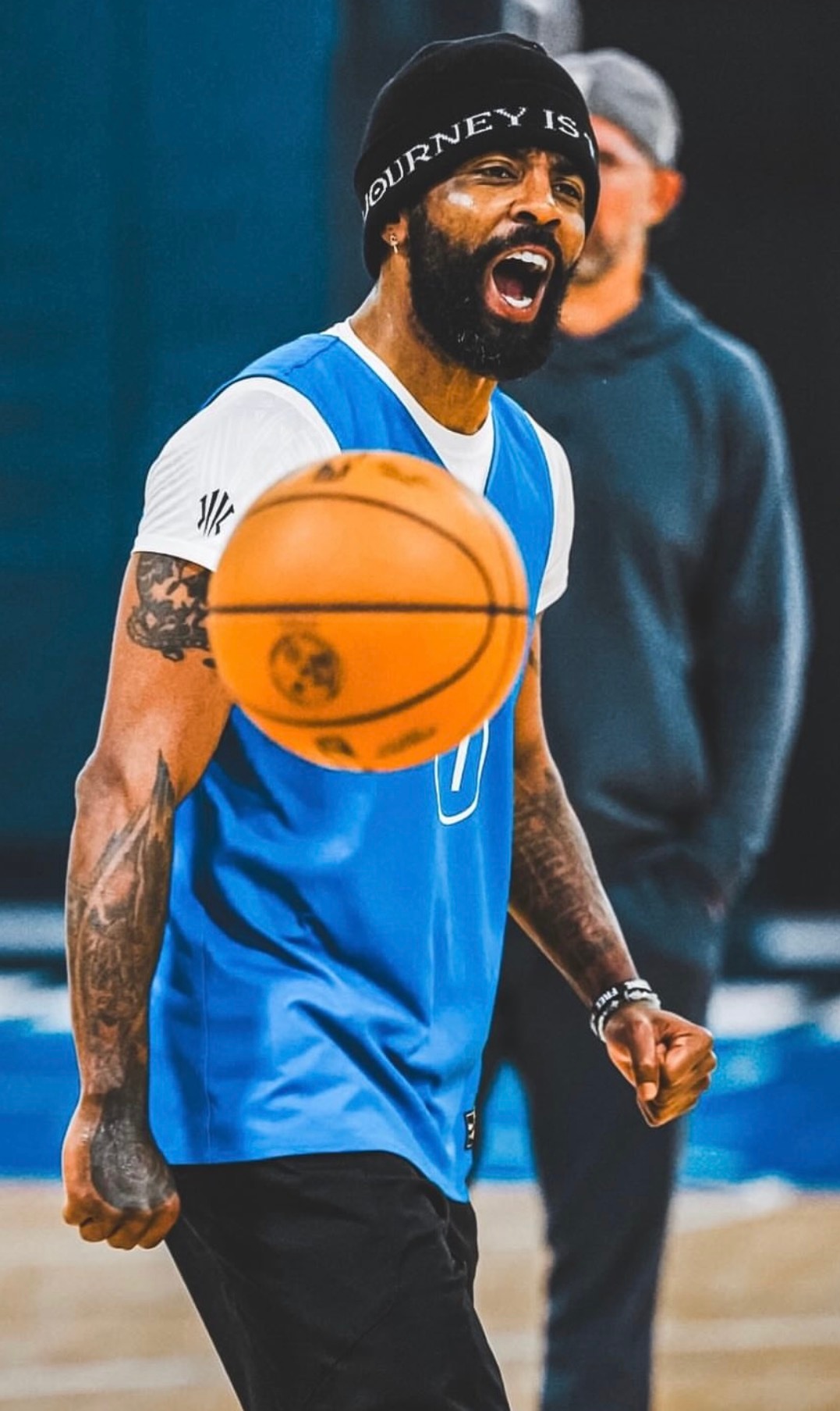 你不孤单，有晚安文哥努力康复的第439天！nba欧文