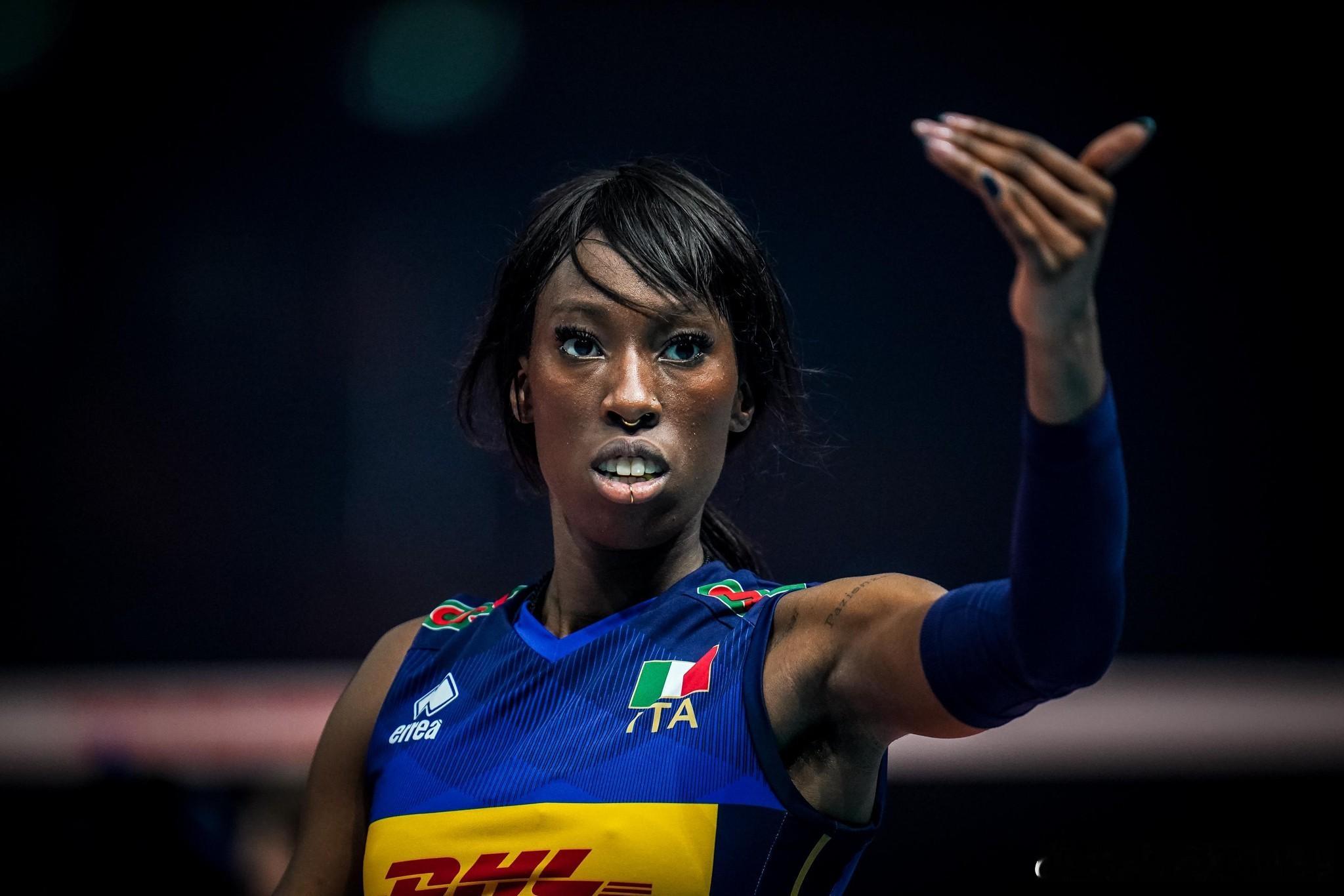 🏆 2022年女排世锦赛最佳得分手👇，李盈莹位列总榜第6、主攻榜第3。🇮?