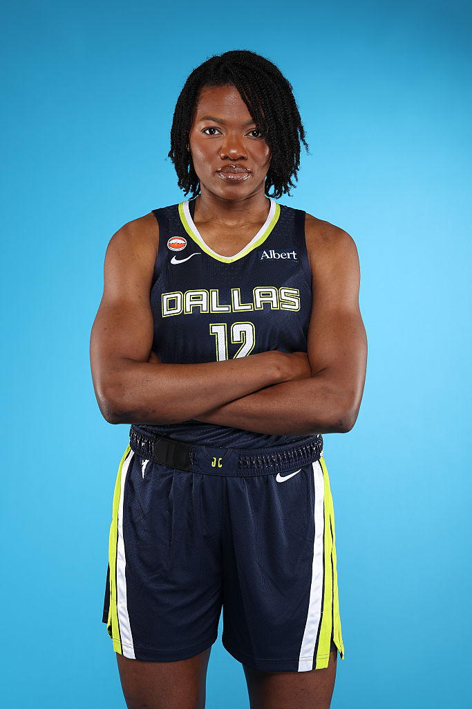 达拉斯飞翼媒体日定妆照wnba 李月汝