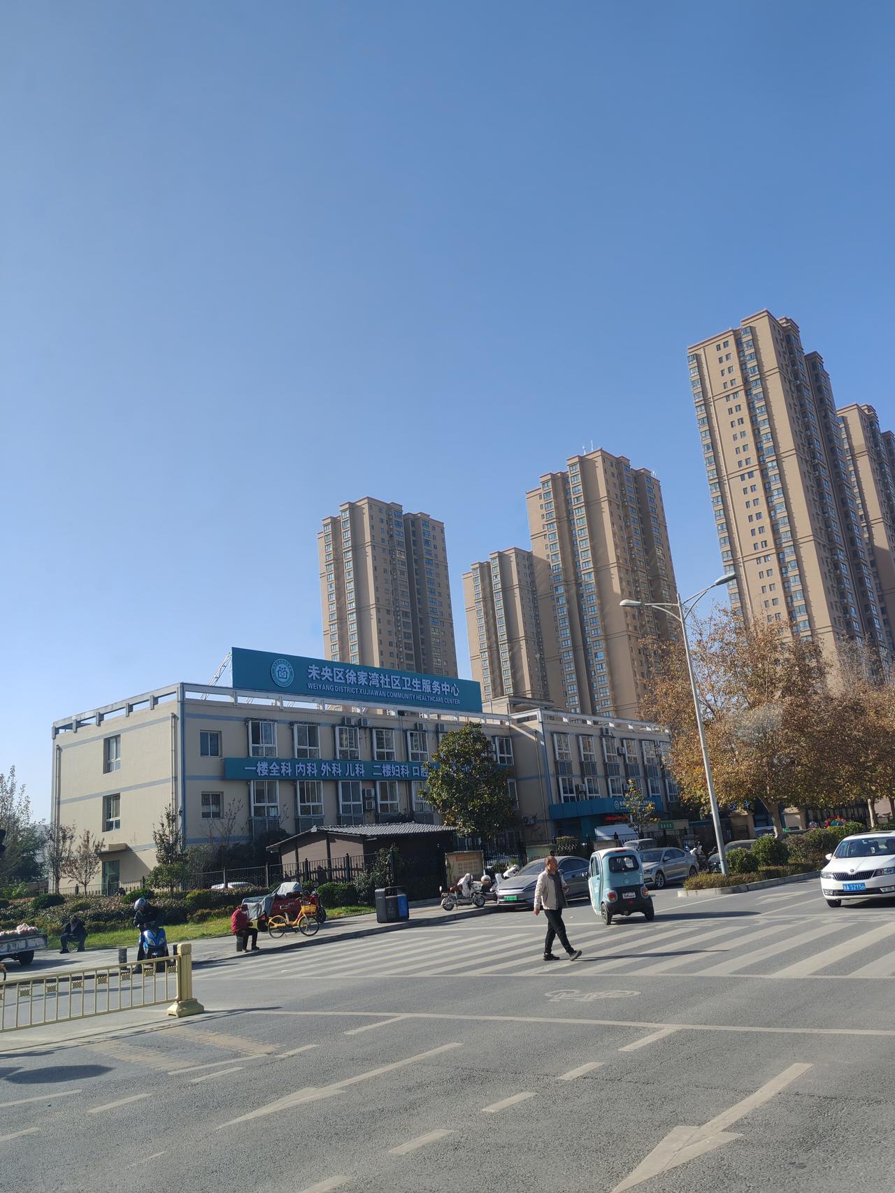 没房子愁，房多的也愁
拆迁户的房子卖不出去，只剩房了
老林叔是西安北郊的拆迁户，