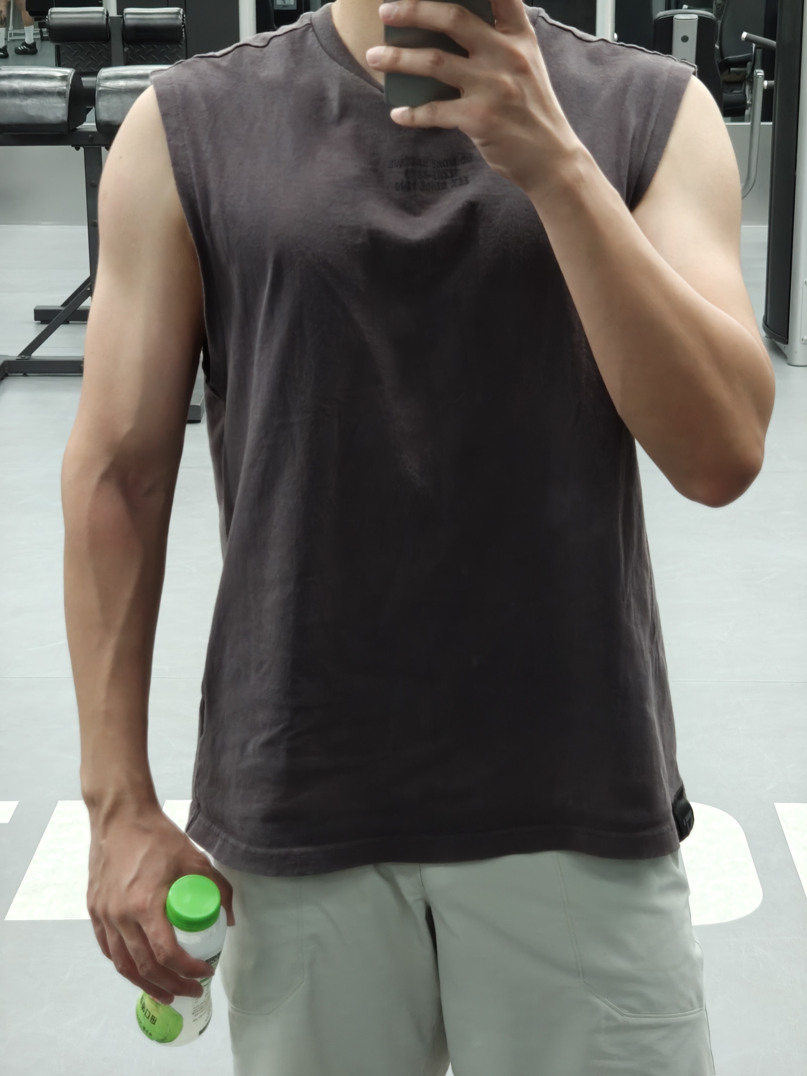 当觉得生活过得太好的时候就去练腿，累的头晕眼花