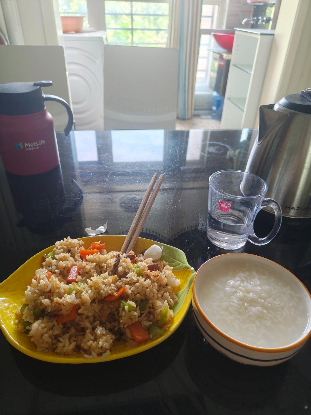 美好的周末，从10km开始。早晨七点出发开跑，体感没有昨天好，心率配速倒是差距不