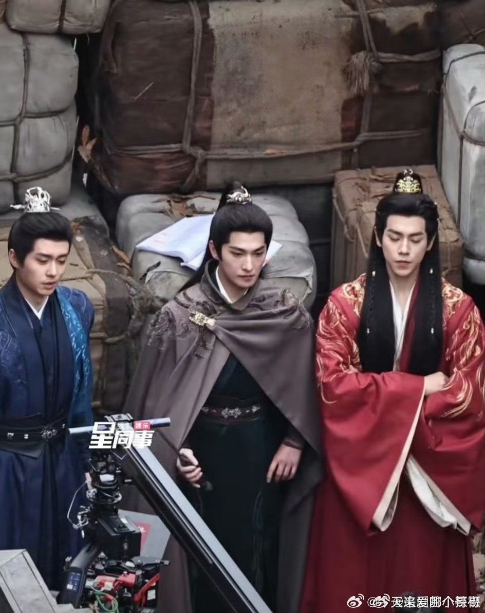 不让江山杨洋和男二男三路透，谁造型最好看 