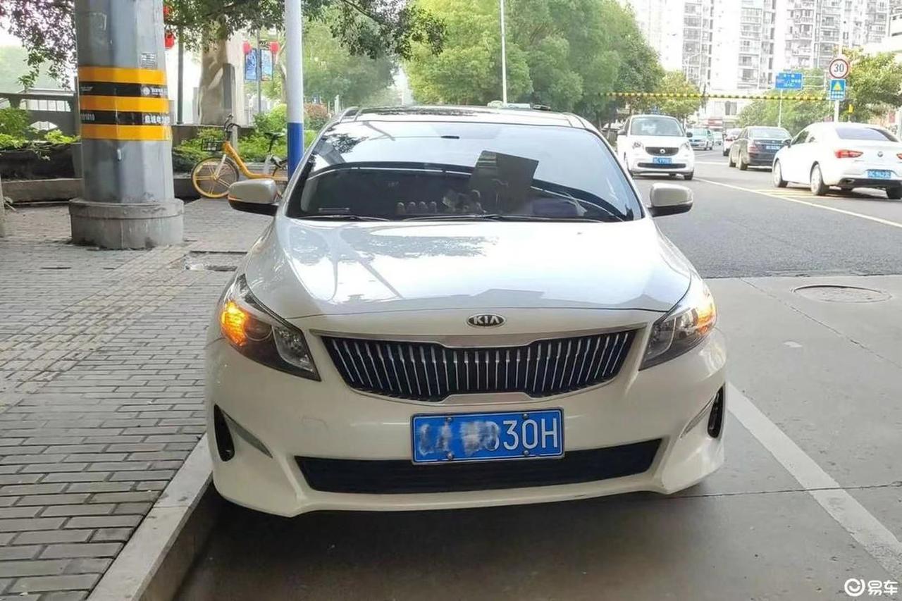 【车主： 平时在市区里面开得比较多啊，而且我这个人开车还是比较温柔的】
凯绅 2