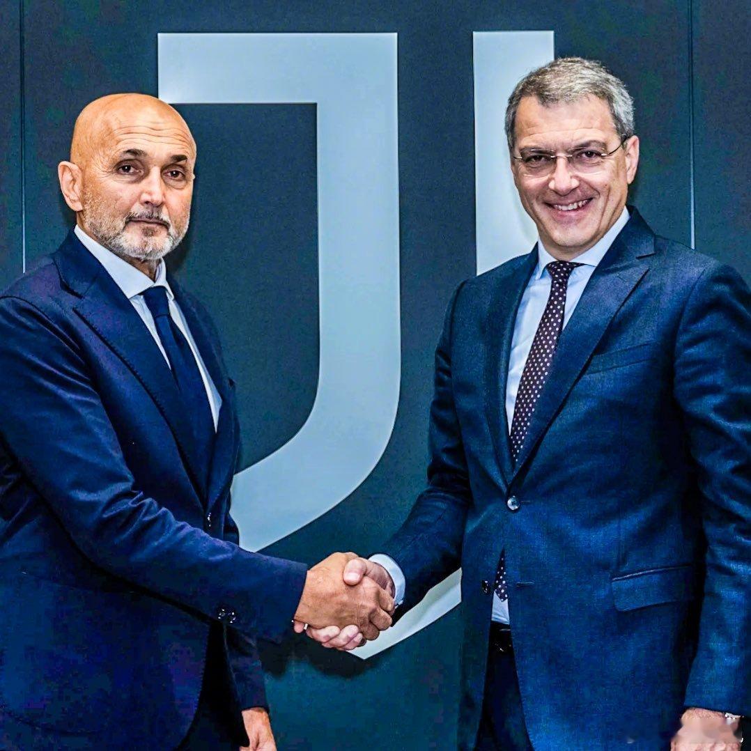 【斯帕莱蒂出任尤文新主帅】尤文图斯宣布，66岁的斯帕莱蒂接手一线队，合同至本赛季