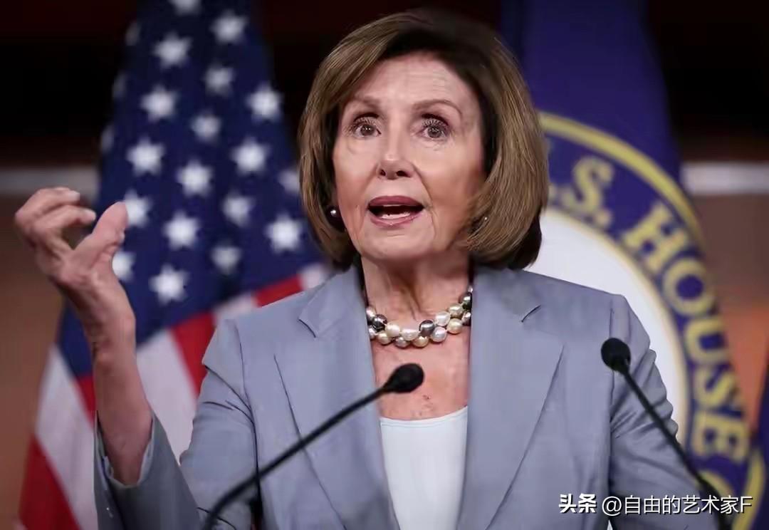 还得是佩洛西，特朗普国情演讲现场，她戴了一个勋章出席


特朗普2026年的国情