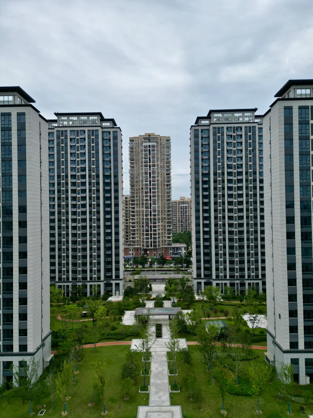 你敢相信吗，庐阳尽然有这样的湖景现房！