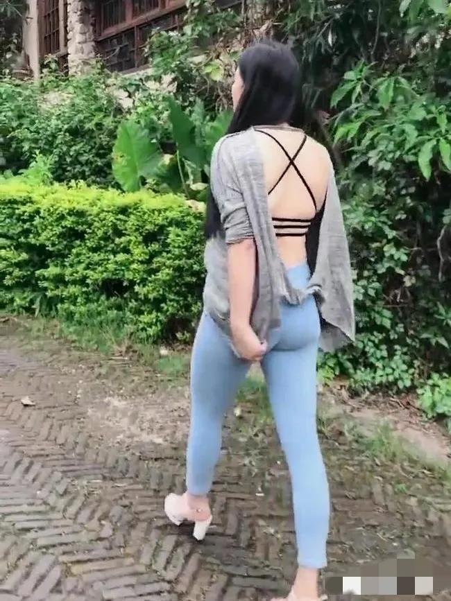 四​十出头儿女双​全的农村女子，独自出资四十万盖房却遭​全村人指指点点，这件事发