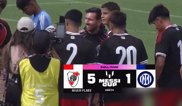 北京时间昨夜今晨，梅西杯比赛继续进行，其中河床5-1大胜国米。
但小球员们似乎