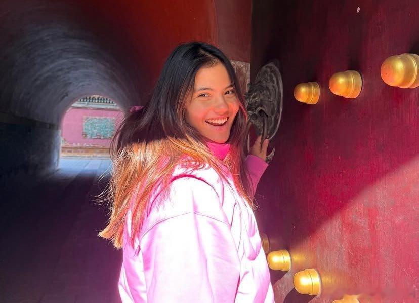 拉杜卡努回沈阳探亲 不错不错👍，沈阳已经很冷了，艾玛注意防寒保暖哟～ ​​​