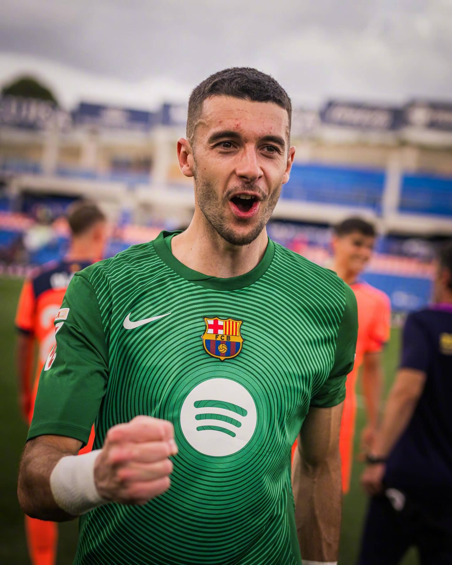 赫塔菲0比2巴萨 🧤零封奖到手！这个家有乔安真好o( ❛ᴗ❛ )o巴萨  🔴