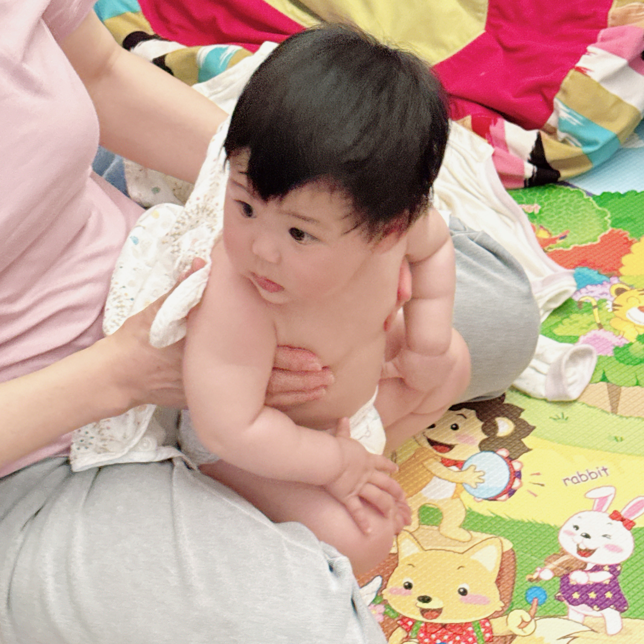 我肚肚逼人？ 