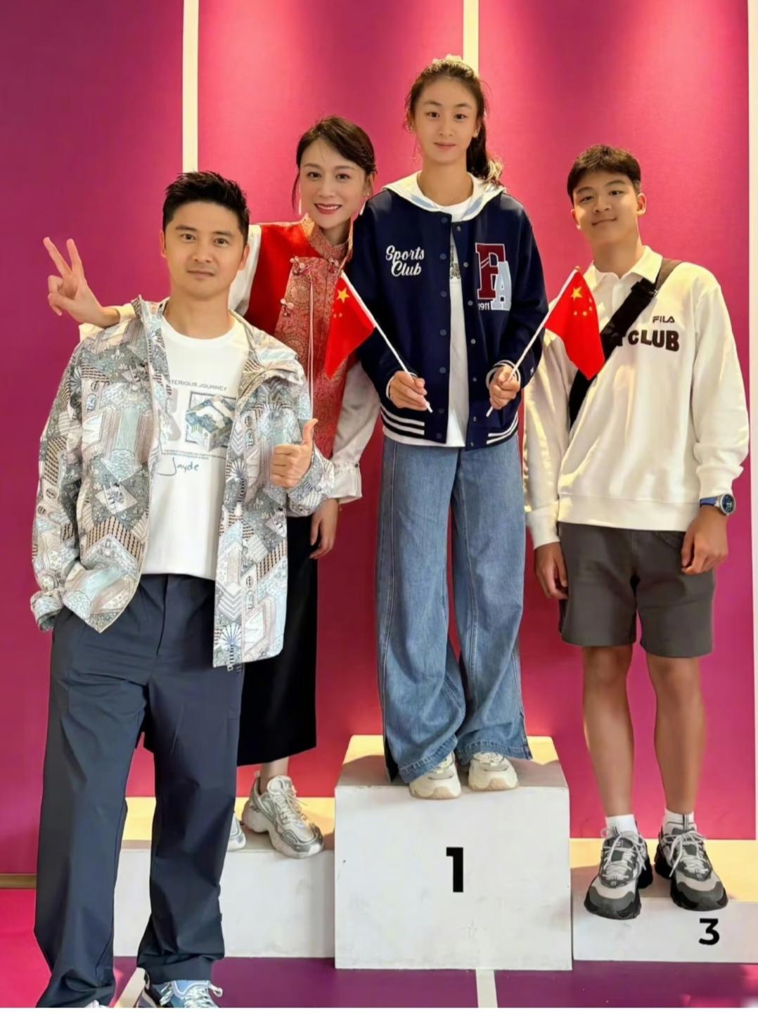 田亮，儿子不如他长的精神。