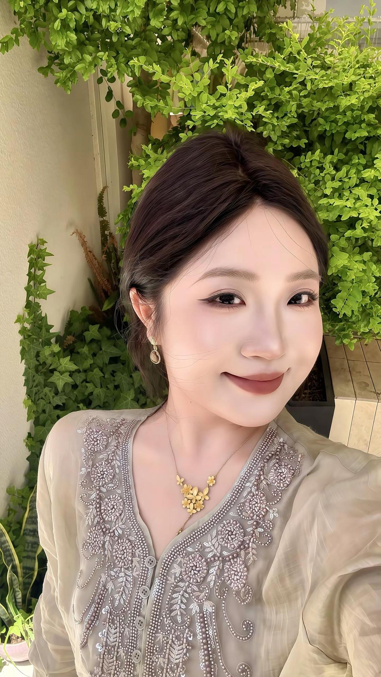 当我不再用头发遮住我的方圆脸方圆脸