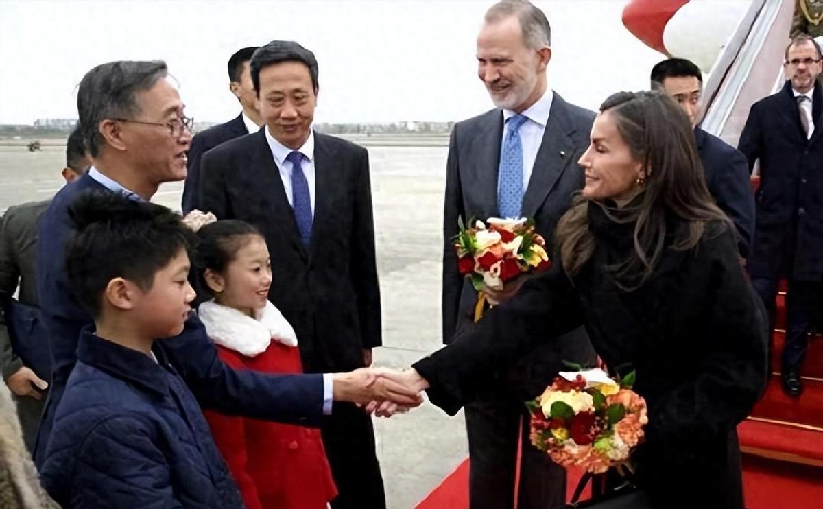 多国专机抵京，加拿大彻底慌了，疯狂对华示好，希望中方不计前嫌
中国最近的外交日程