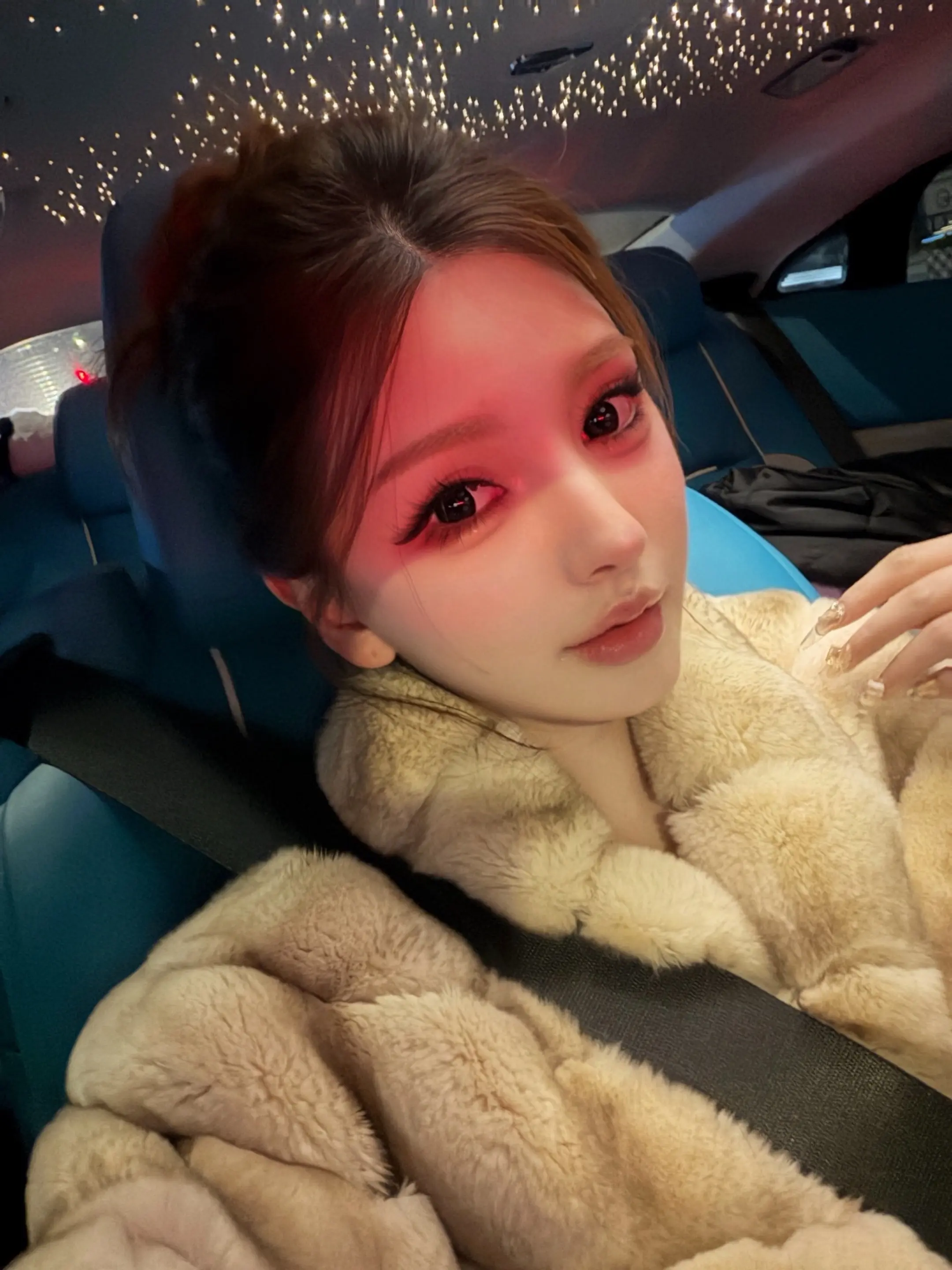 爱着你 像心跳 难触摸