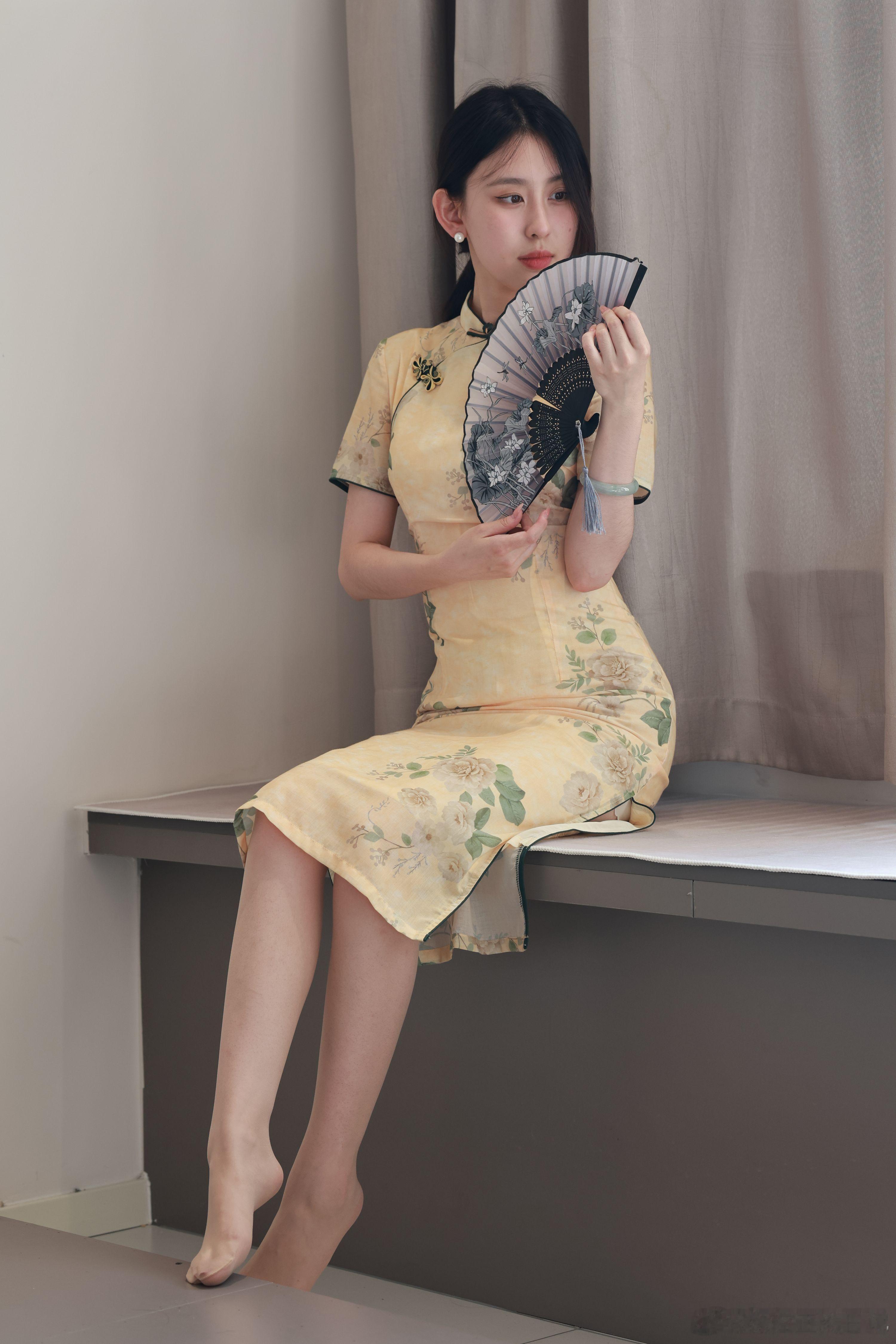 玉足专题 脚感很棒美女