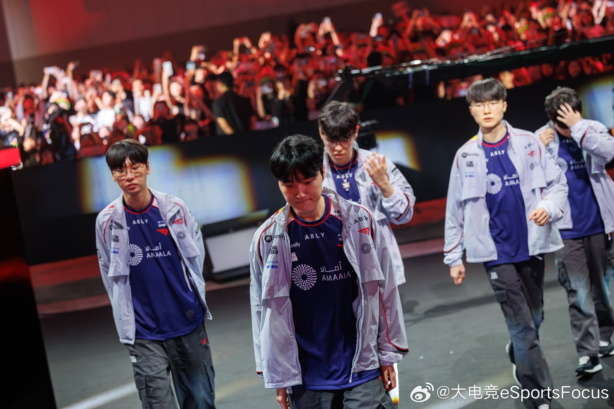 LOL官推更新：💔g2战胜t1G2时隔2439天BO5战胜T1