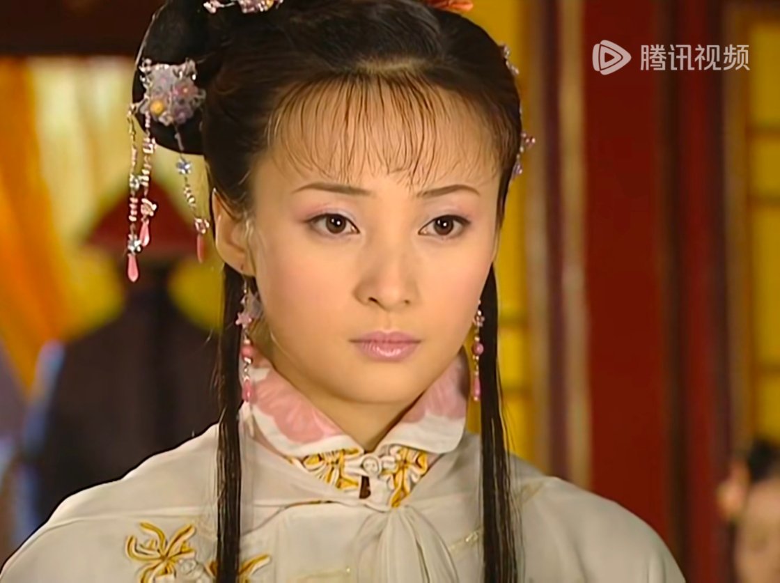 第三部妆容都很一般还好蒋勤勤足够美 
