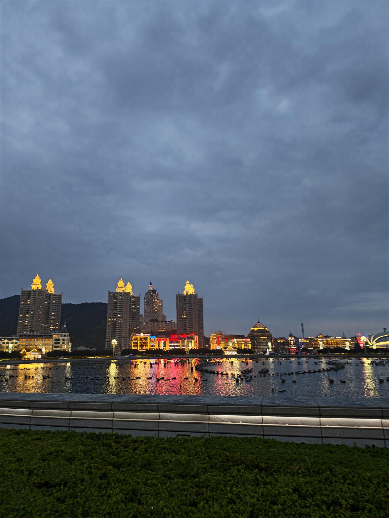 大连市这座城市美丽的夜景