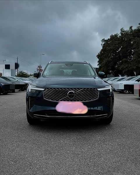 花 60 多万提全新XC90，值不值？车主冷笑：这体验，再买一次还选它！

作为