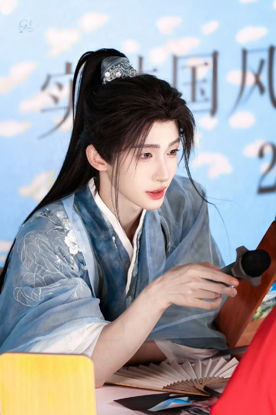 刘宇2026宇宙诗人巡演 ly刘宇全能艺人 揽日月流转文明千古，辟天地乘载扶摇万