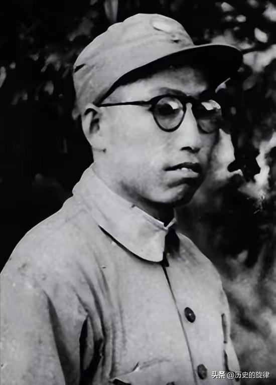 1938年八路军主力旅空缺！朱徐黄联名举荐猛将，毛主席为何坚决否决换人？
 
1