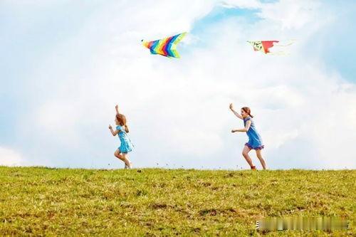 5种长高运动，适合大多数孩子
 
1、户外游戏
追逐游戏是一项经典的户外活动，尤