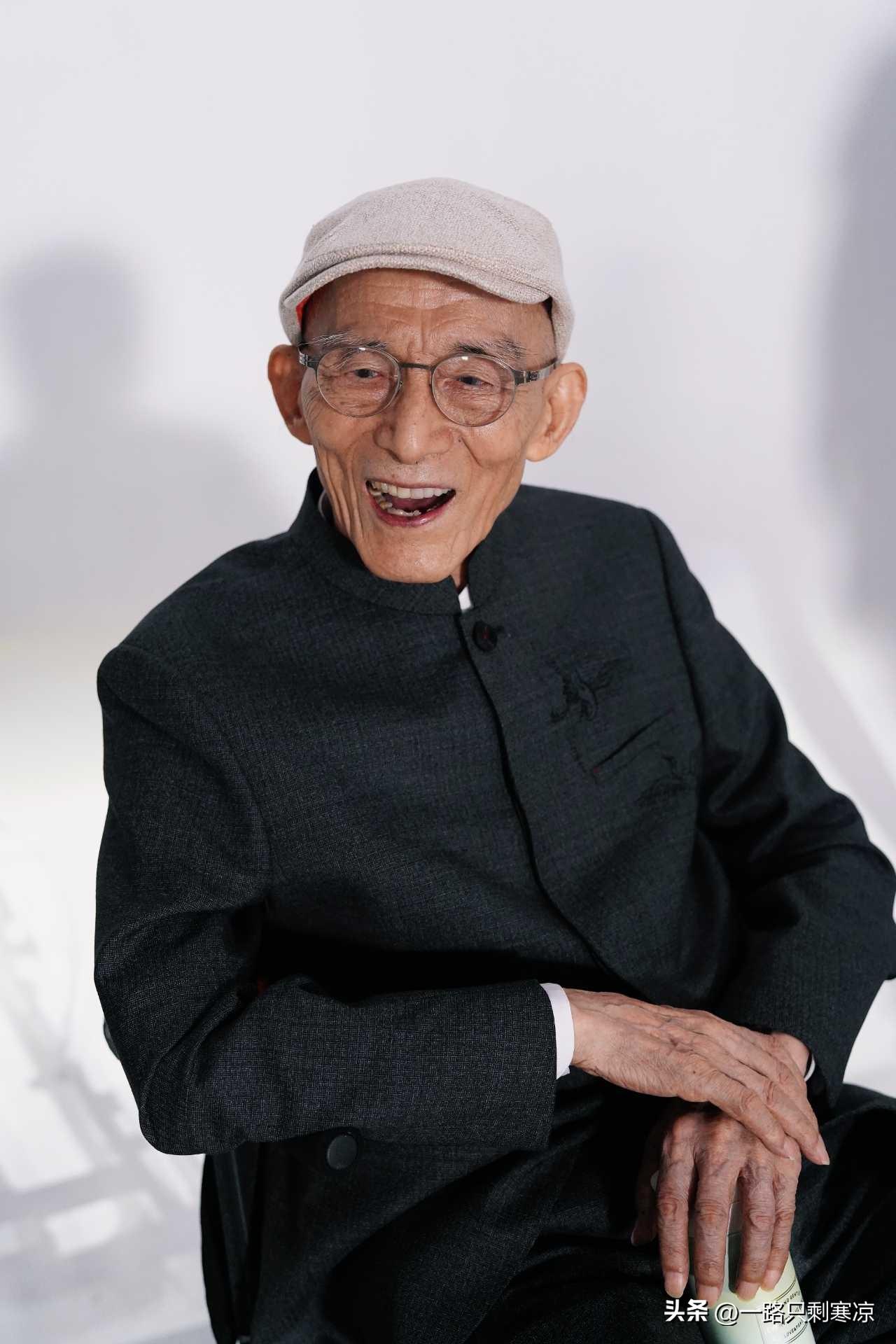 游本昌去世
        游本昌是德艺双馨的国宝级表演艺术家，一生深耕艺坛七十
