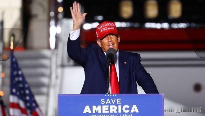 执政百日支持率创80年新低！经济牌打得稀烂，关税一抬物价飞涨，自己签的贸易协定转